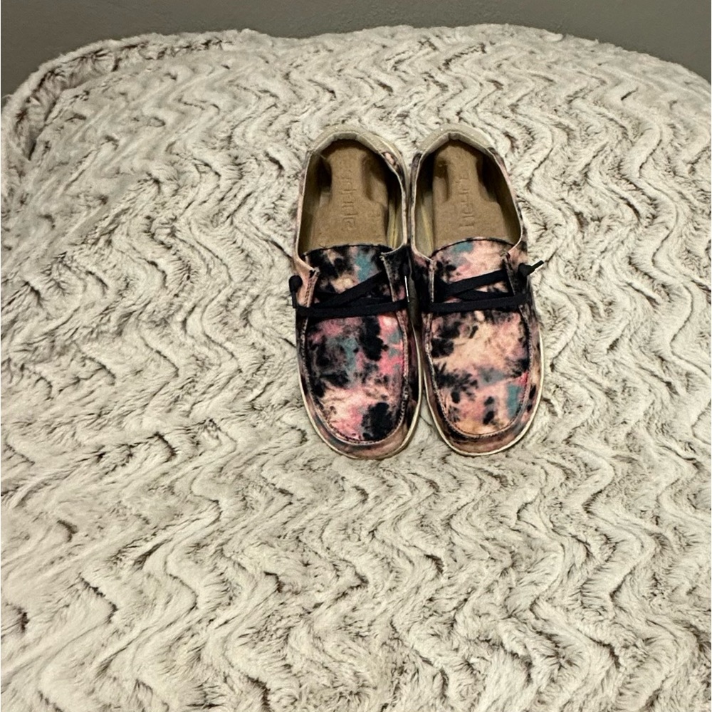 Hey Dude Women’s Wendy Size 7 Multi color - Picture 2 of 6